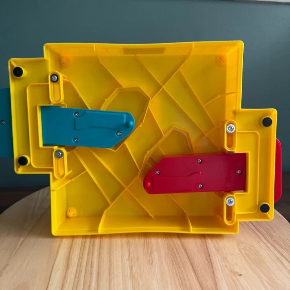 Mattel Rock Em Sock Em Robots Classic Boxing Game With Red & Blue Fighters - Picture 6 of 8